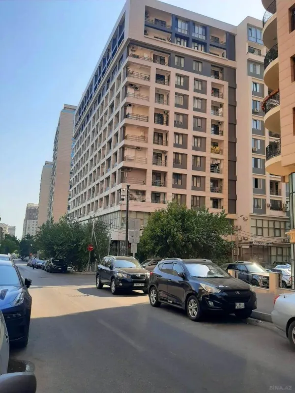 Satılır obyekt 70 m²