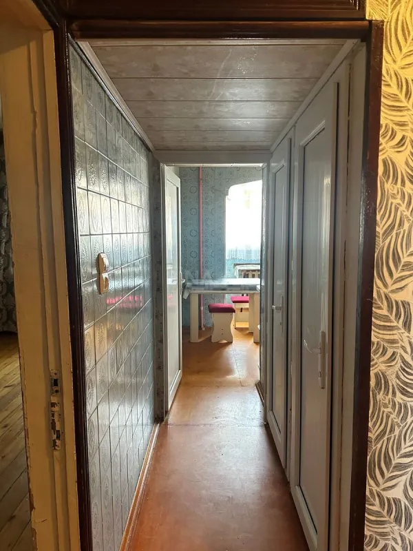 Satılır 5 otaqlı mənzil 100 m²