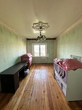 Satılır 5 otaqlı mənzil 100 m²