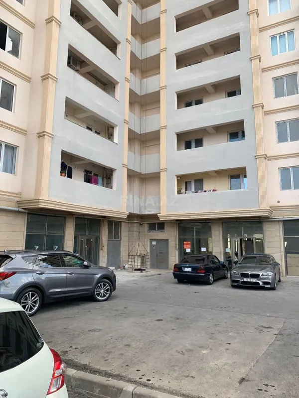 Satılır 2 otaqlı mənzil 100 m²