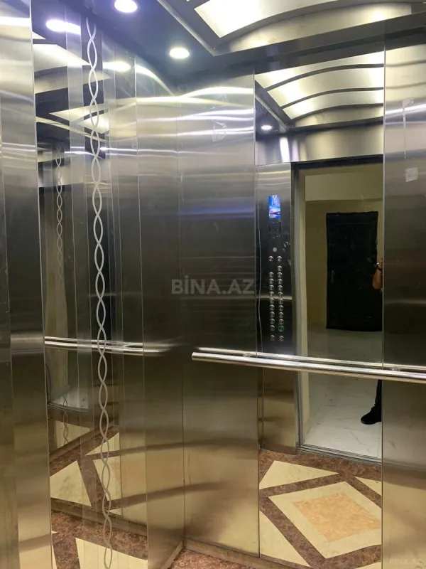 Satılır 2 otaqlı mənzil 100 m²