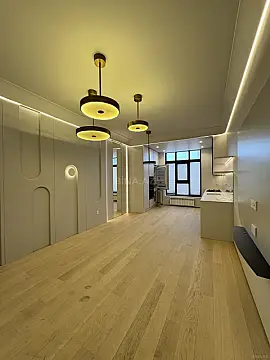 Satılır 2 otaqlı mənzil 109 m²