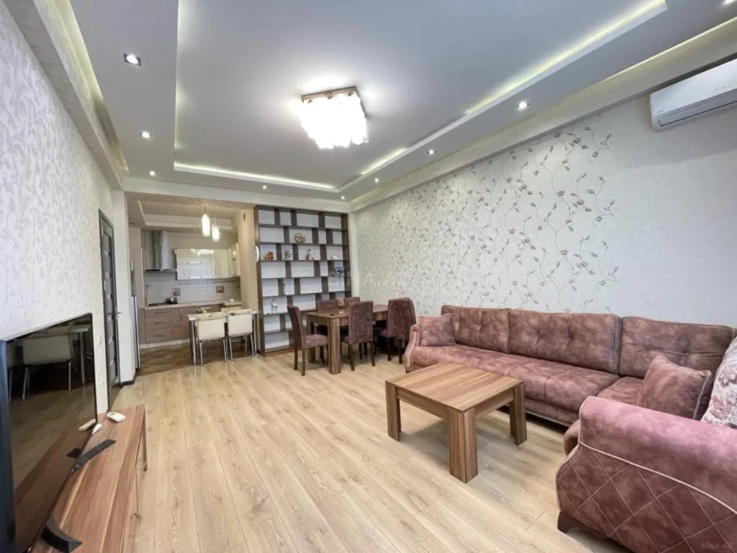 Kirayə verilir 3 otaqlı mənzil 115 m²