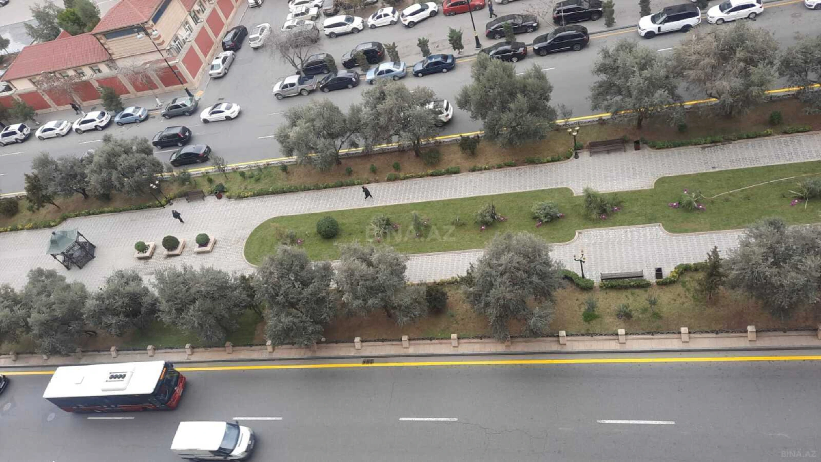 Kirayə verilir 3 otaqlı mənzil 115 m²