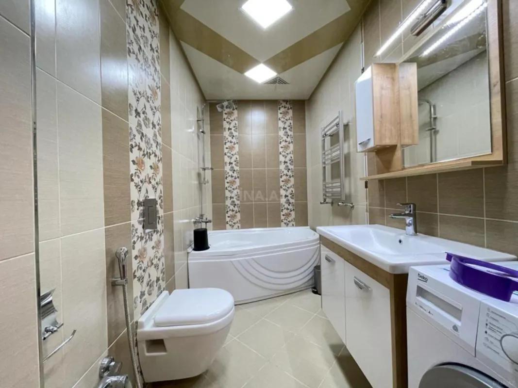 Kirayə verilir 3 otaqlı mənzil 115 m²