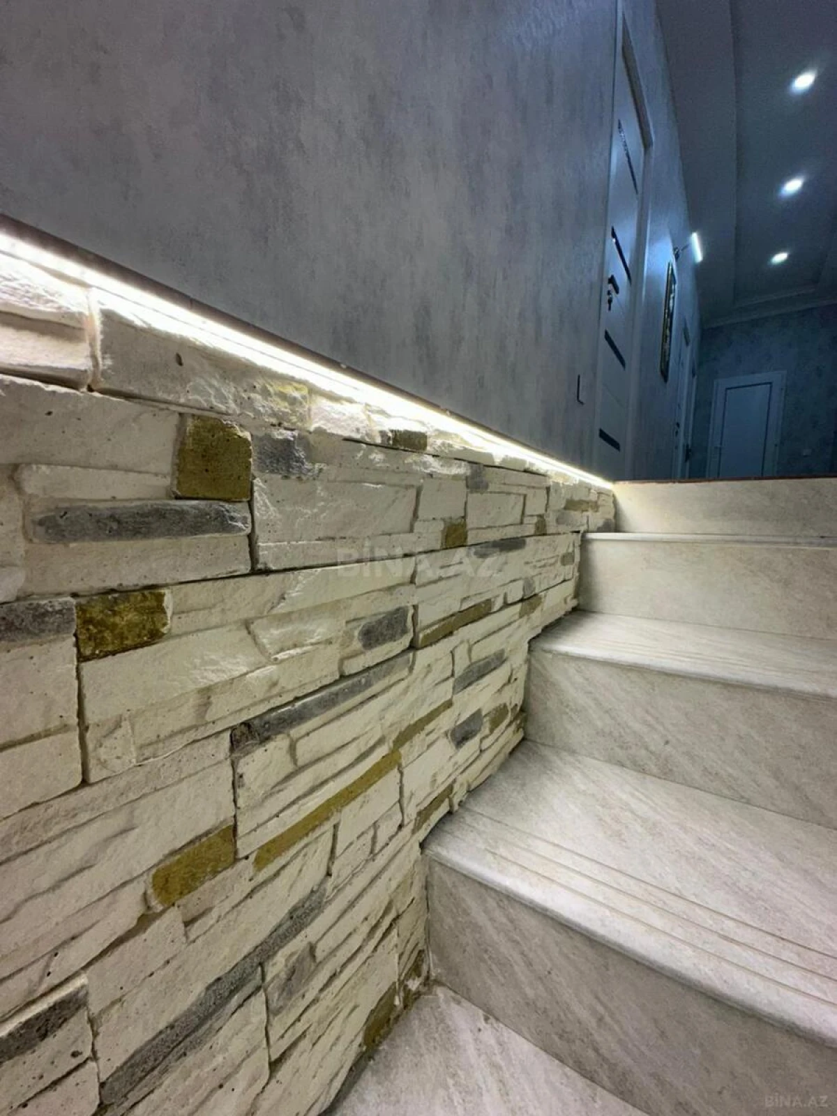 Satılır 4 otaqlı həyət evi 100 m²