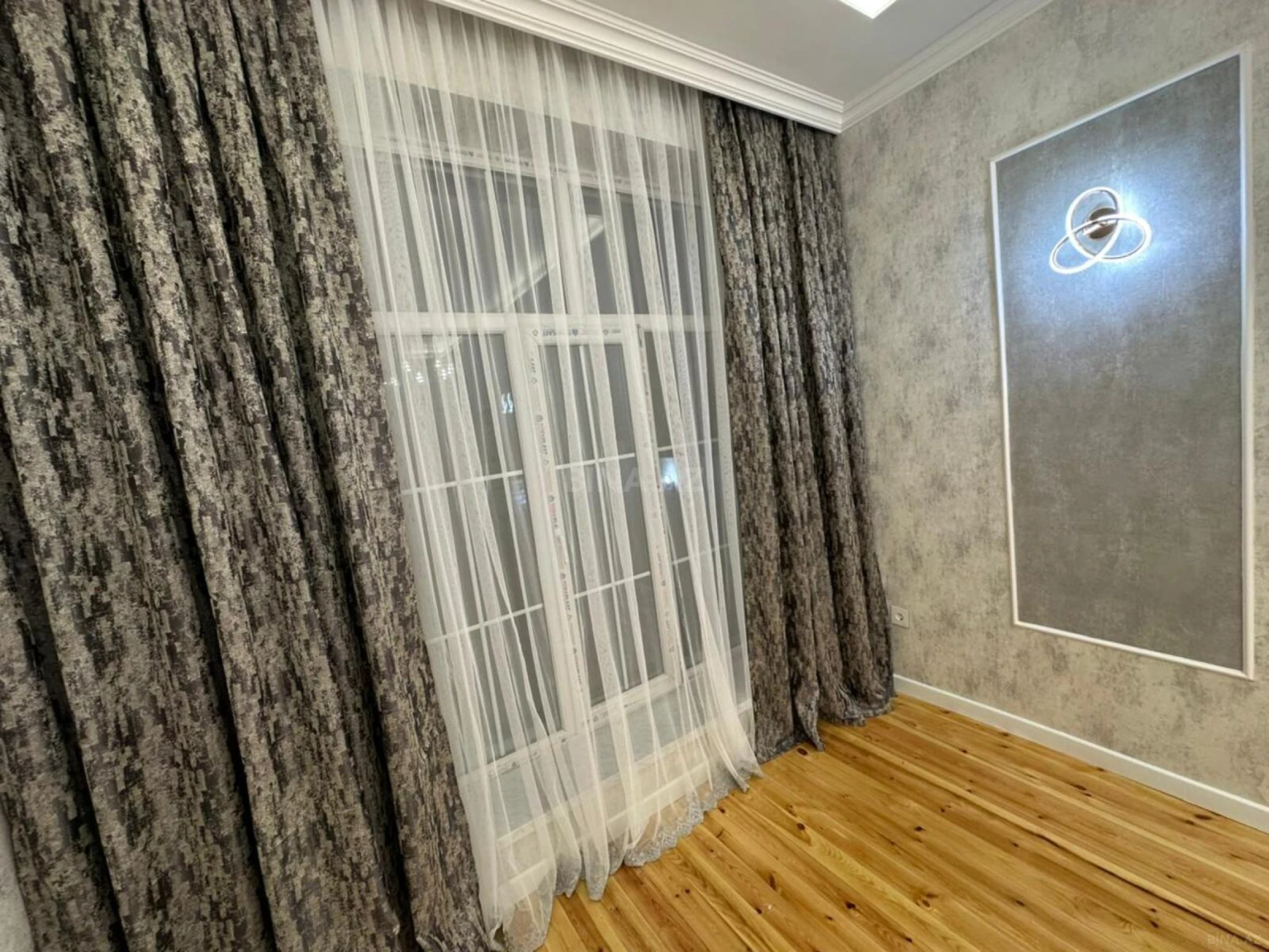 Satılır 4 otaqlı həyət evi 100 m²
