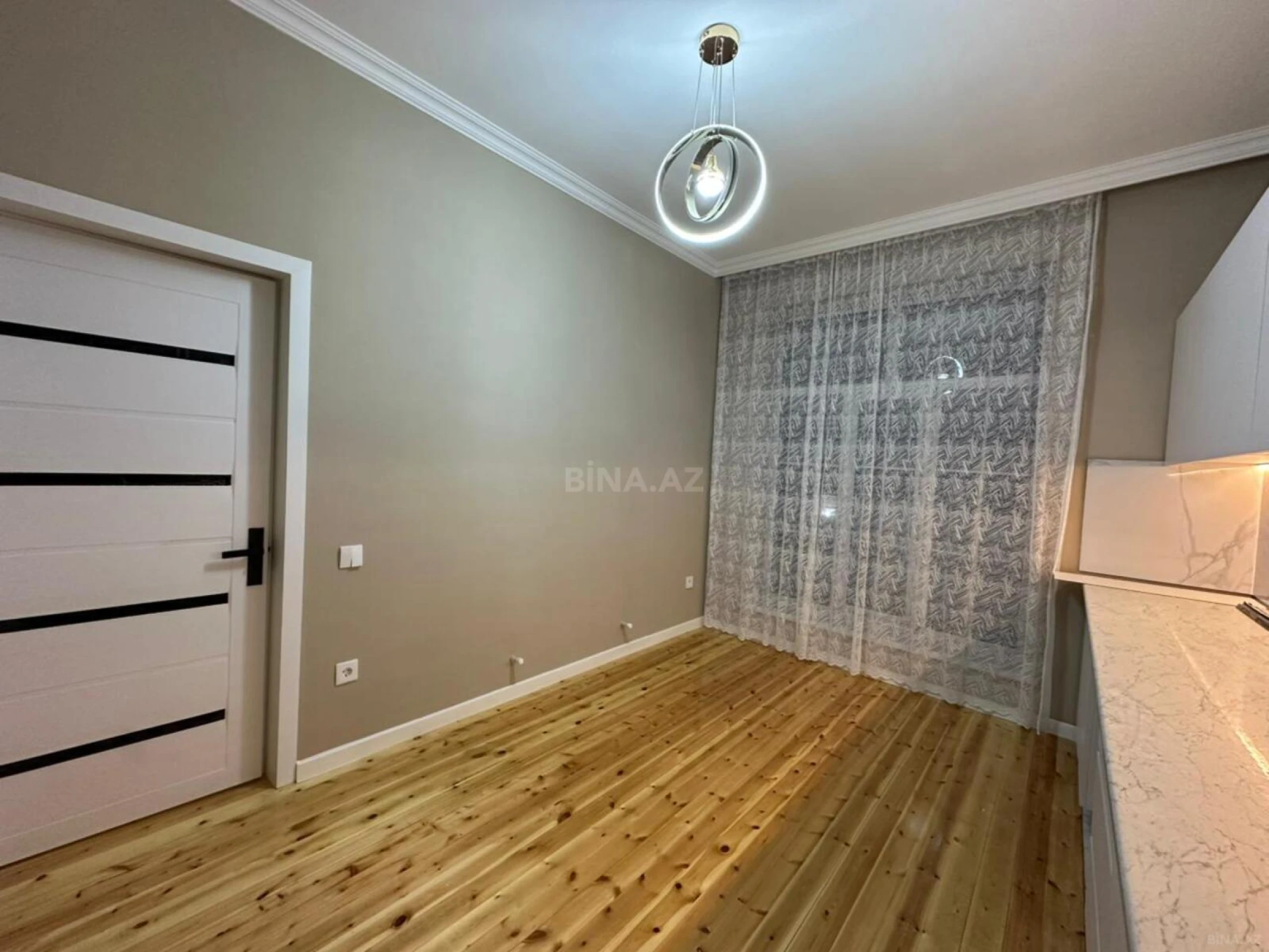 Satılır 4 otaqlı həyət evi 100 m²