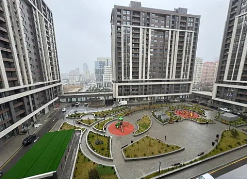 Satılır 4 otaqlı mənzil 200 m²