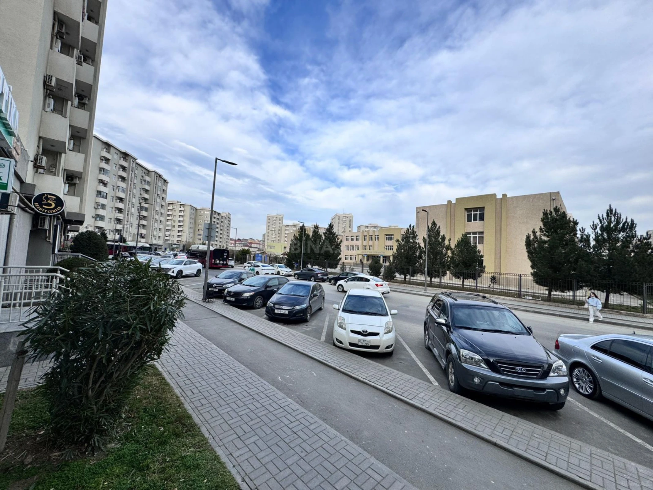 Satılır 2 otaqlı mənzil 65 m²