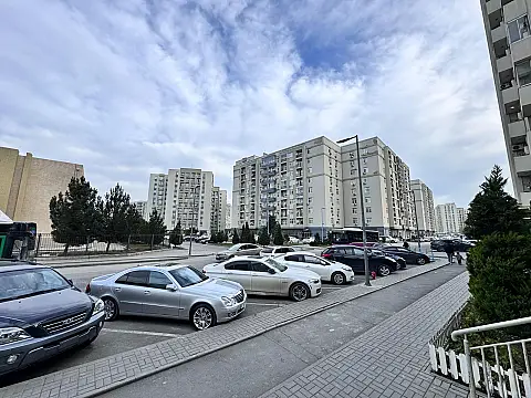 Satılır 2 otaqlı mənzil 65 m²