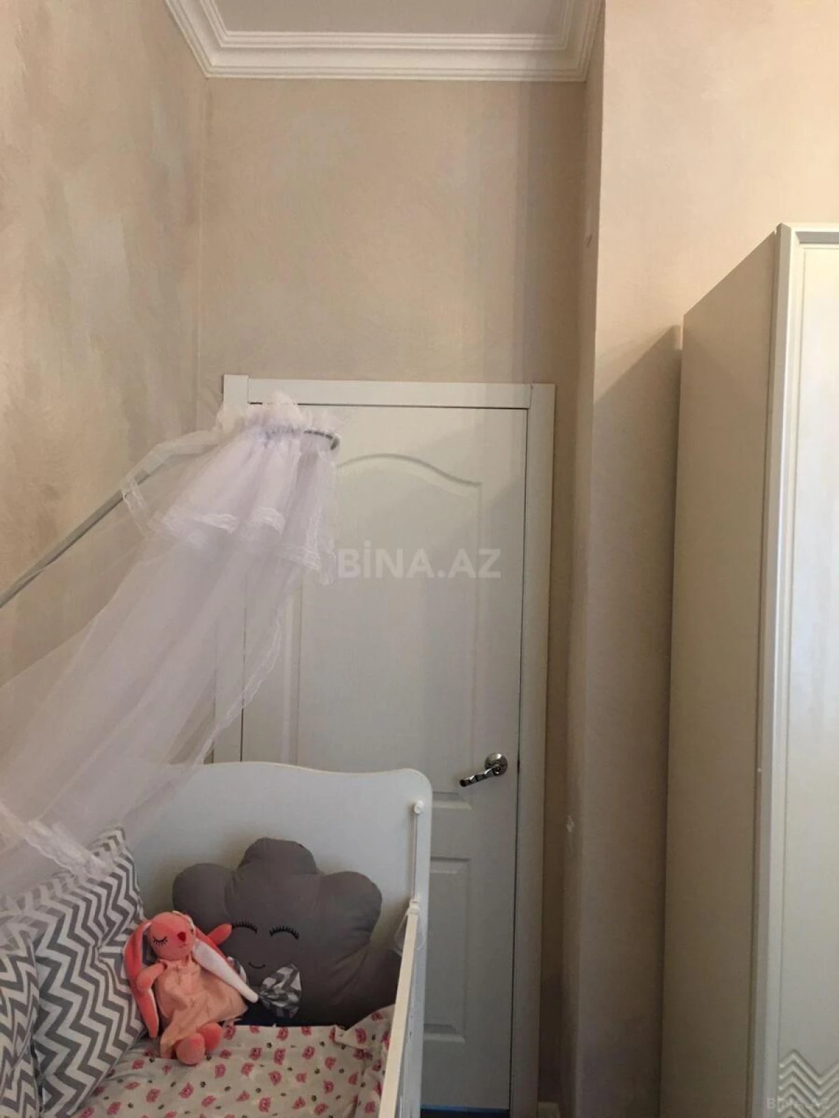 Satılır 2 otaqlı mənzil 65 m²