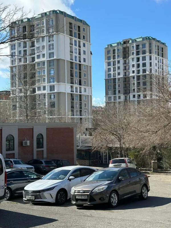 Satılır 2 otaqlı mənzil 62.7 m²