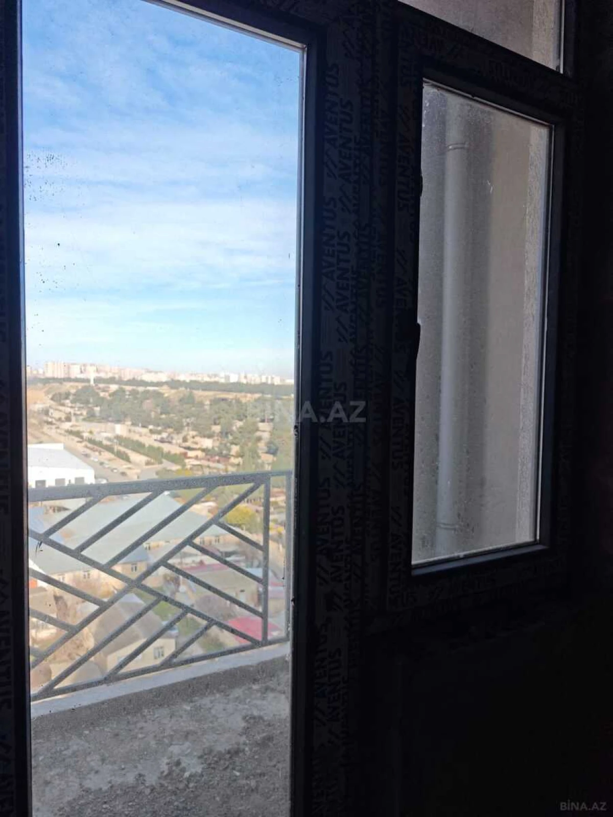 Satılır 2 otaqlı mənzil 62.7 m²