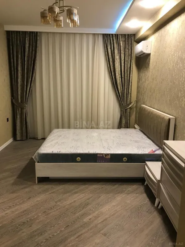 Kirayə verilir 3 otaqlı mənzil 111 m²