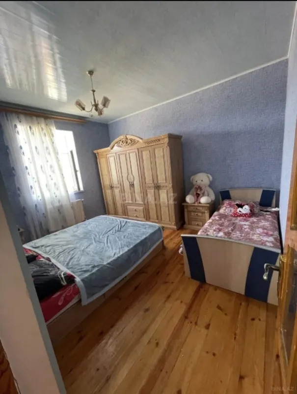 Kirayə verilir 6 otaqlı həyət evi 300 m²