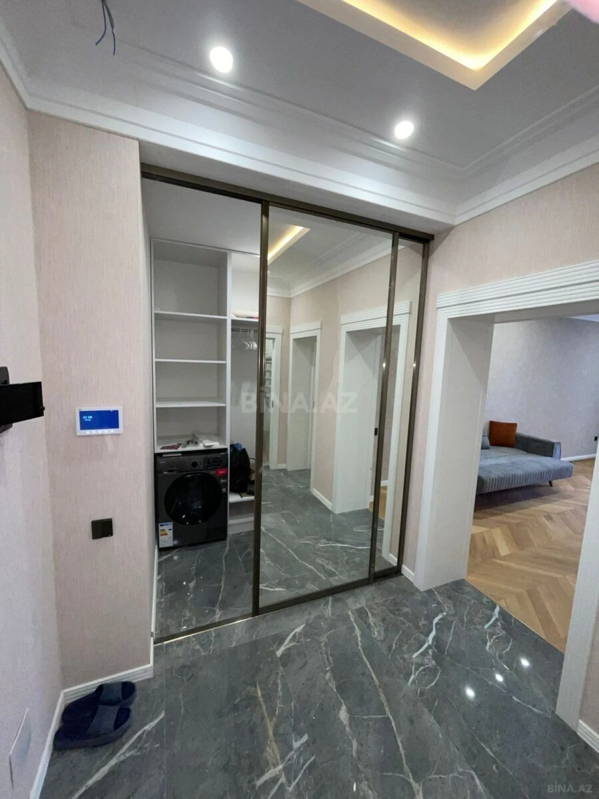 Kirayə verilir 2 otaqlı mənzil 80 m²