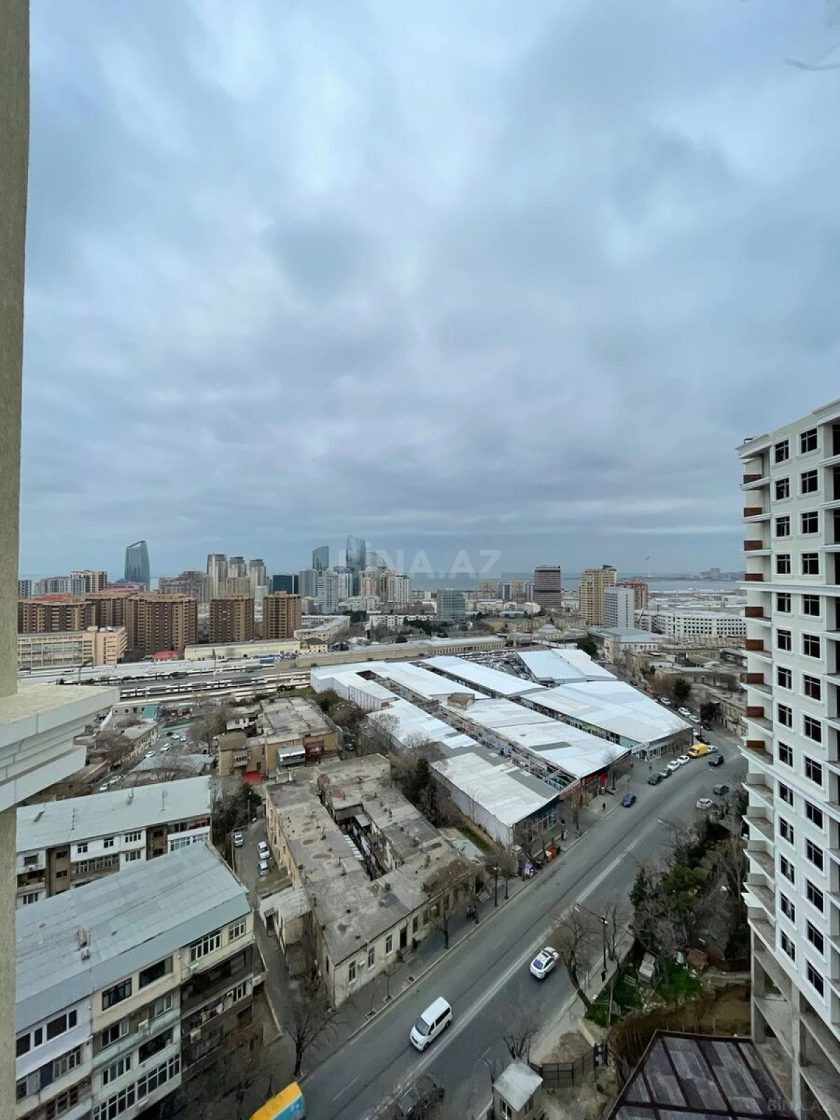 Kirayə verilir 2 otaqlı mənzil 80 m²