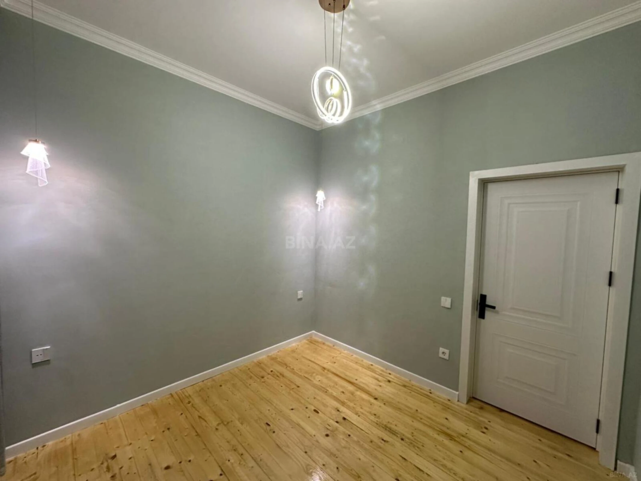 Satılır 4 otaqlı həyət evi 104 m²