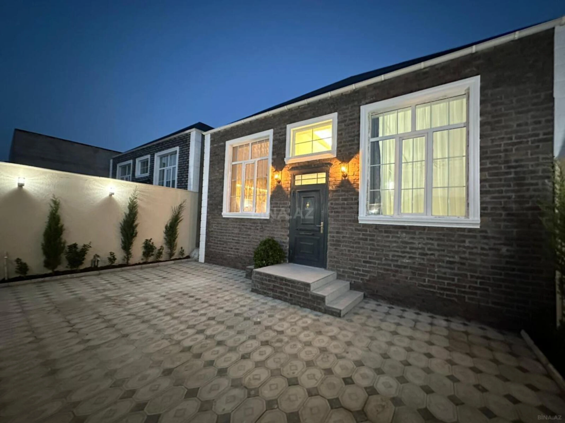 Satılır 4 otaqlı həyət evi 104 m²