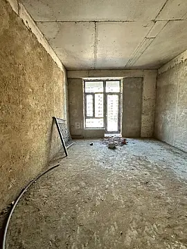 Satılır 3 otaqlı mənzil 143 m²