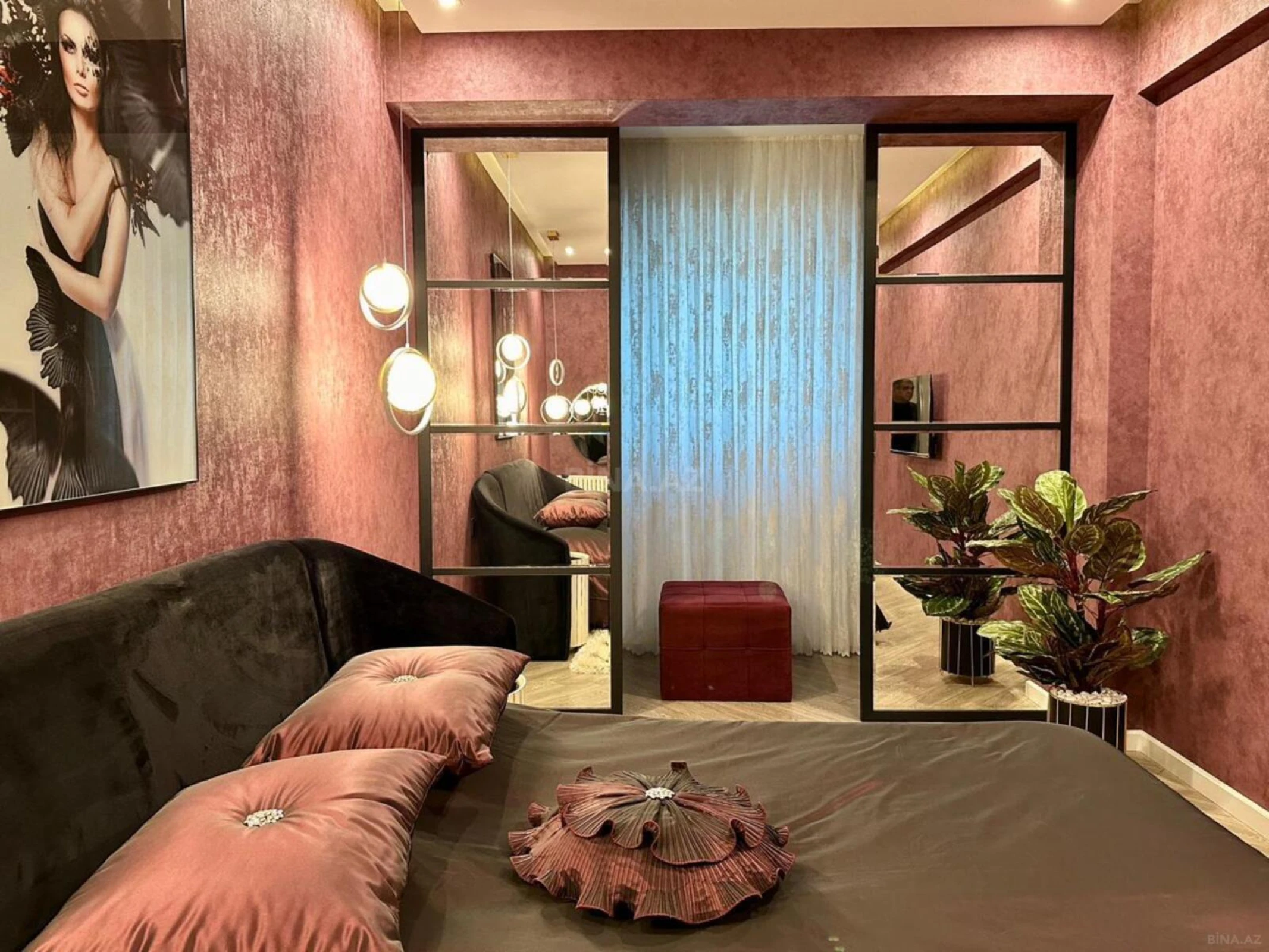 Kirayə verilir 3 otaqlı mənzil 104 m²