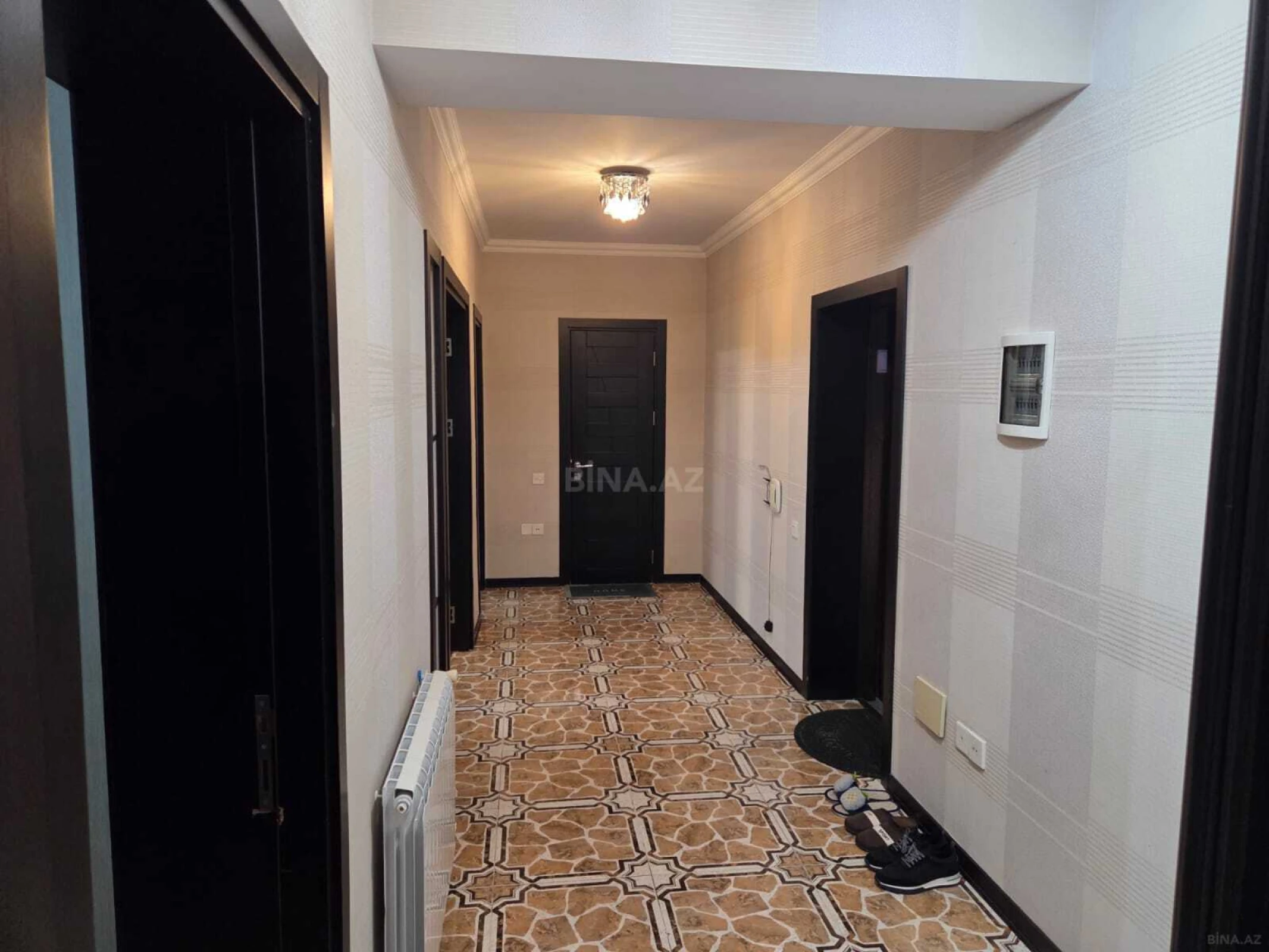 Kirayə verilir 2 otaqlı mənzil 100 m²