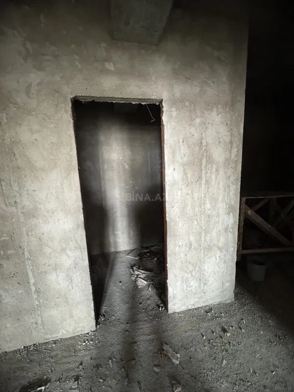 Satılır 2 otaqlı mənzil 95 m²