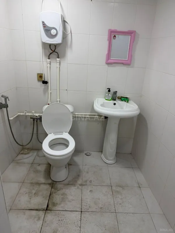 Kirayə verilir 2 otaqlı ofis 16 m²