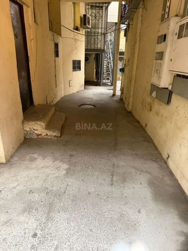 Kirayə verilir 2 otaqlı ofis 16 m²