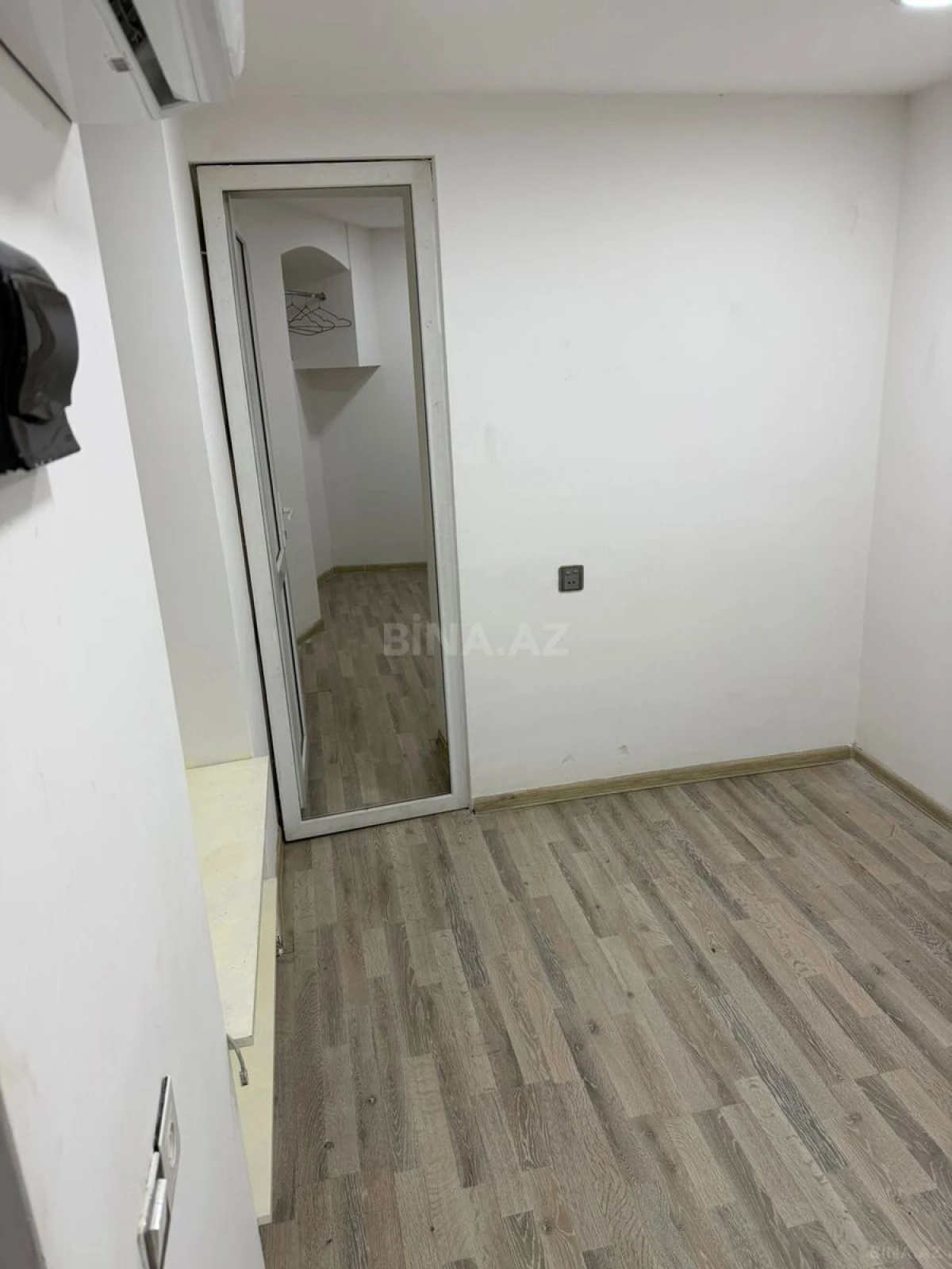Kirayə verilir 2 otaqlı ofis 16 m²