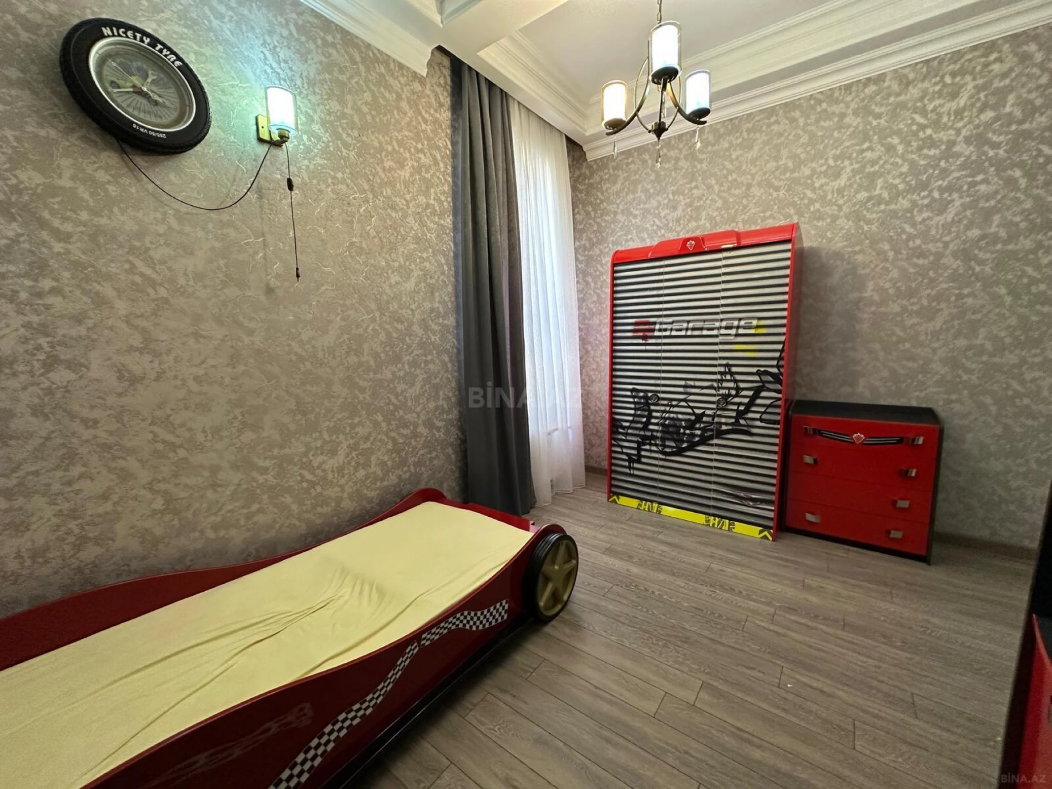 Satılır 5 otaqlı həyət evi 200 m²