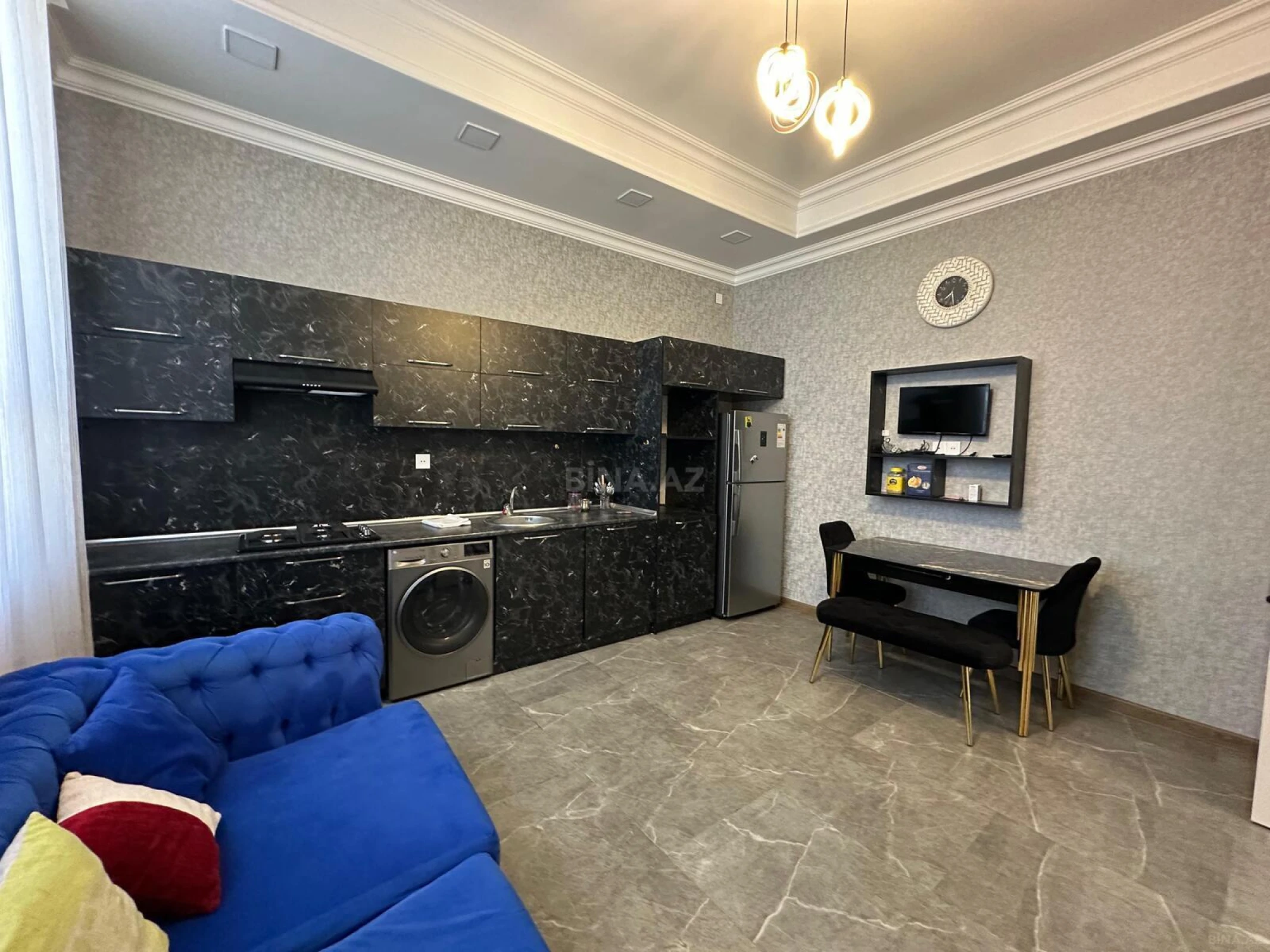 Satılır 5 otaqlı həyət evi 200 m²