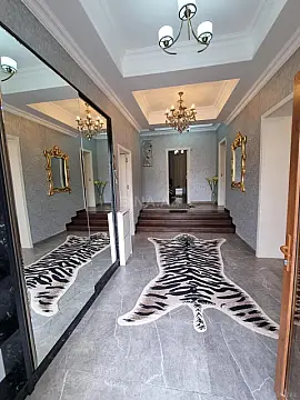 Satılır 5 otaqlı həyət evi 200 m²