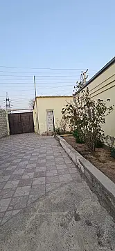 Satılır 7 otaqlı həyət evi 100 m²