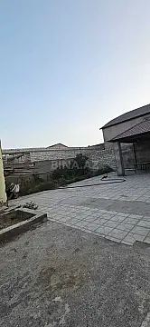 Satılır 7 otaqlı həyət evi 100 m²