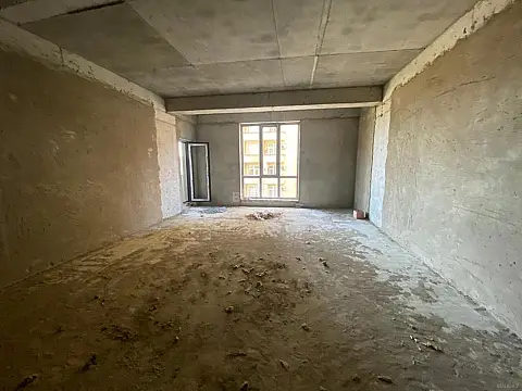 Satılır 3 otaqlı mənzil 146 m²