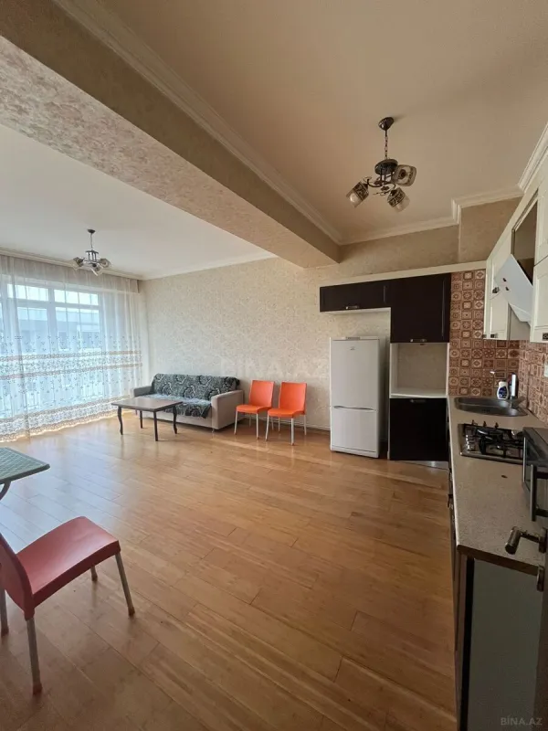 Kirayə verilir 2 otaqlı mənzil 60 m²