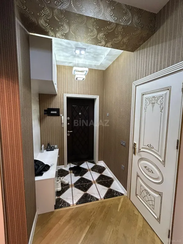 Kirayə verilir 2 otaqlı mənzil 80 m²