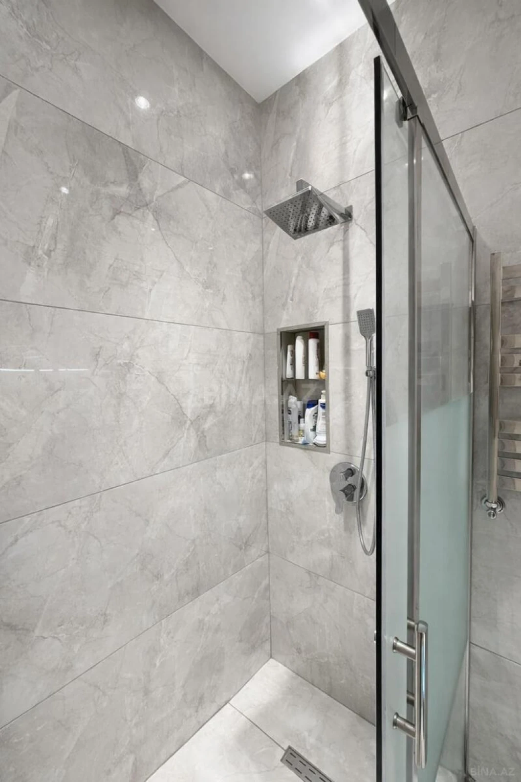 Satılır 3 otaqlı mənzil 70 m²