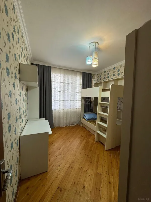 Kirayə verilir 3 otaqlı mənzil 90 m²