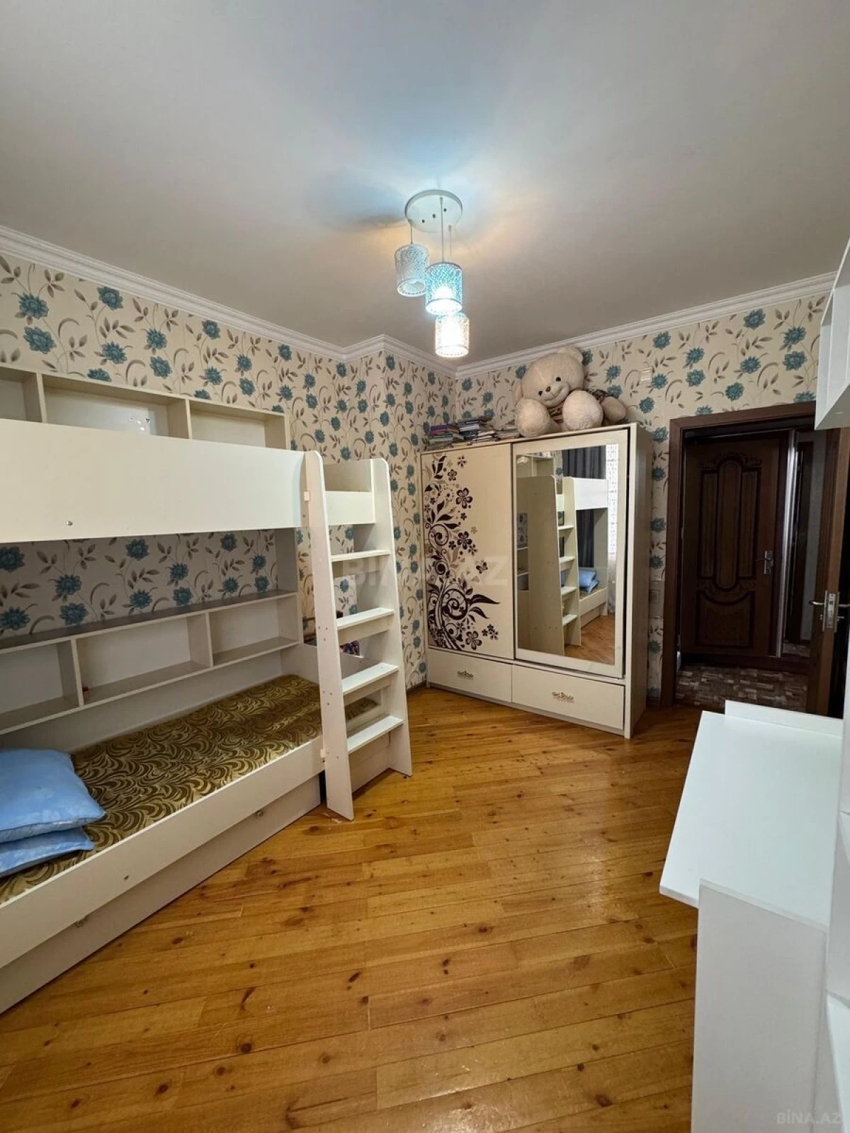 Kirayə verilir 3 otaqlı mənzil 90 m²