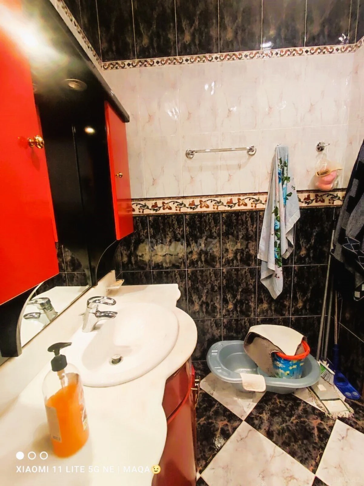 Kirayə verilir 4 otaqlı mənzil 150 m²
