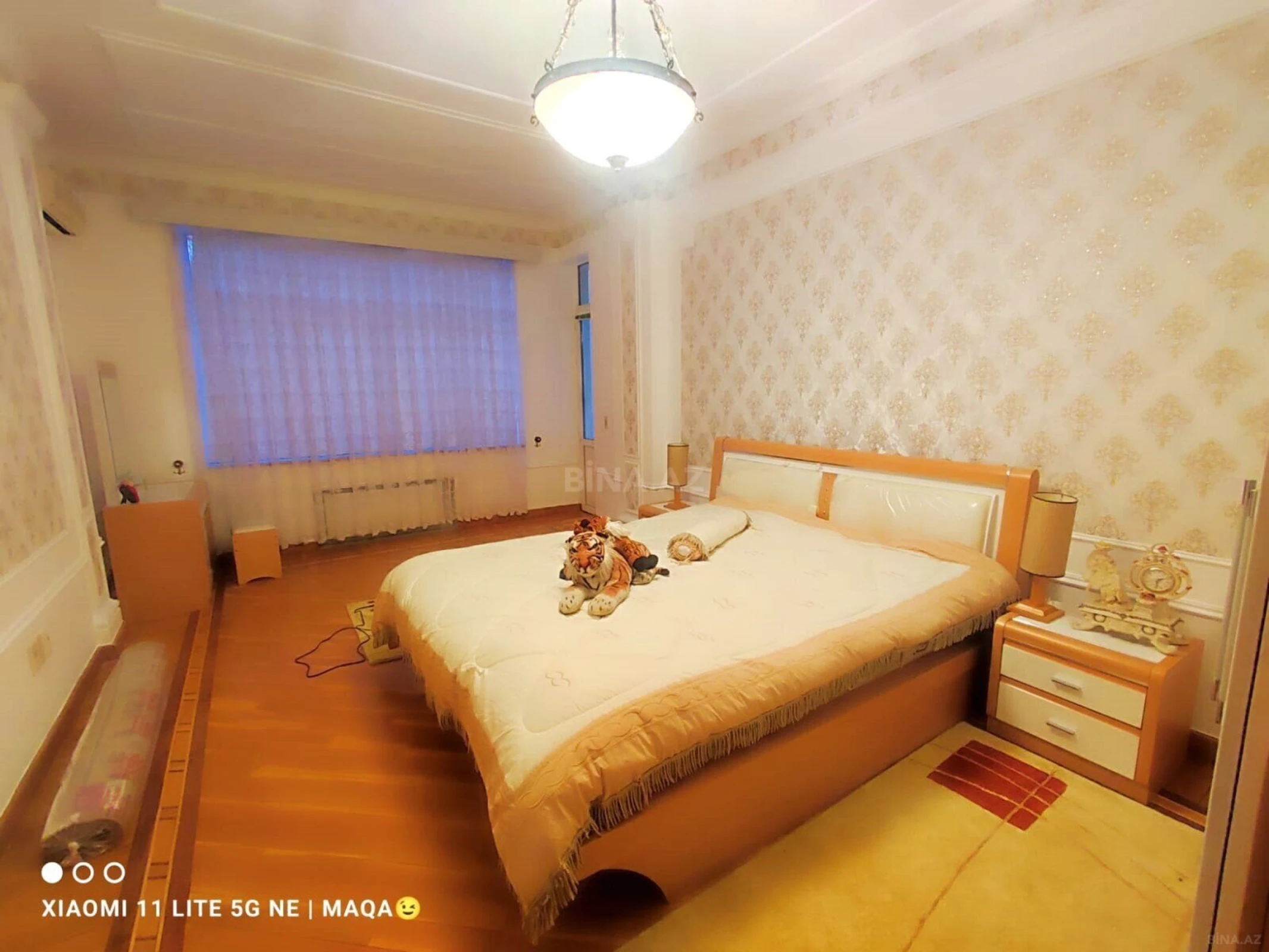 Kirayə verilir 4 otaqlı mənzil 150 m²