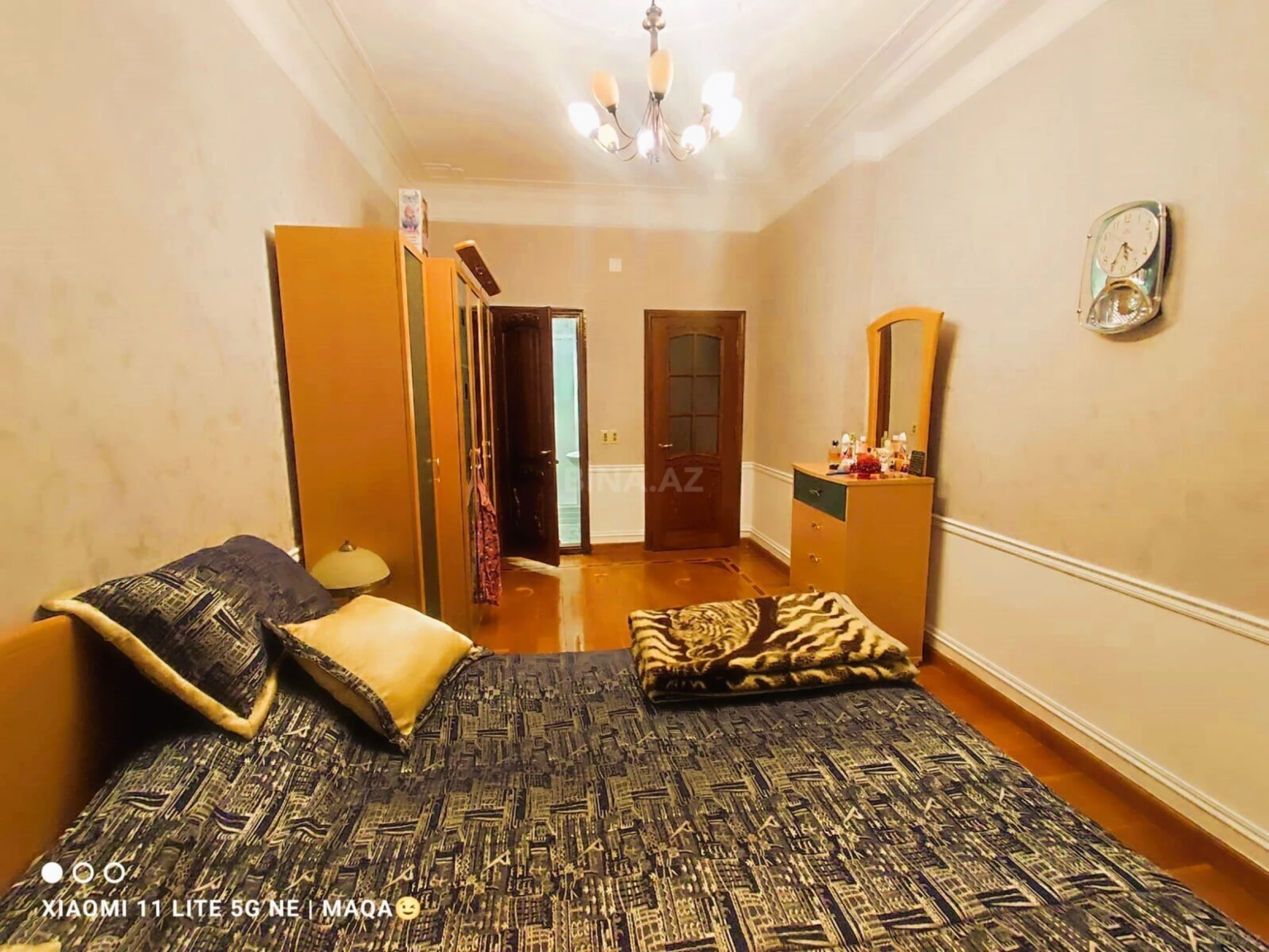 Kirayə verilir 4 otaqlı mənzil 150 m²