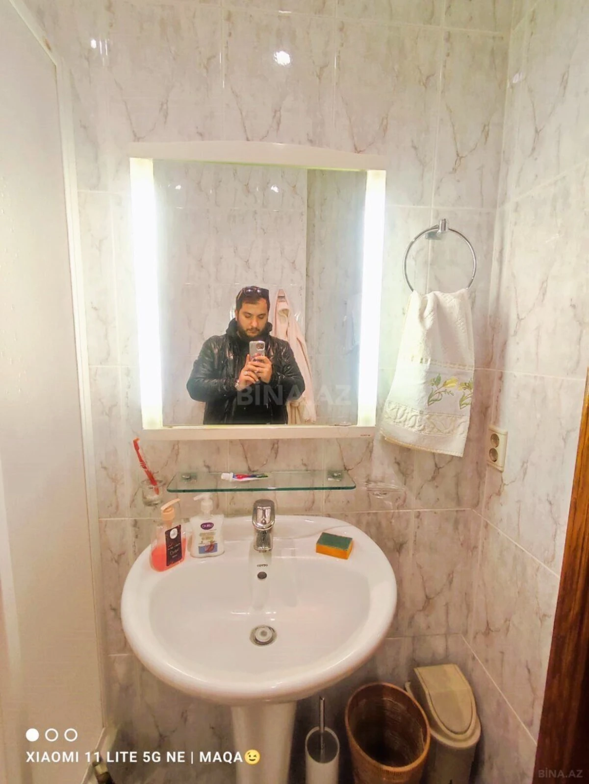 Kirayə verilir 4 otaqlı mənzil 150 m²