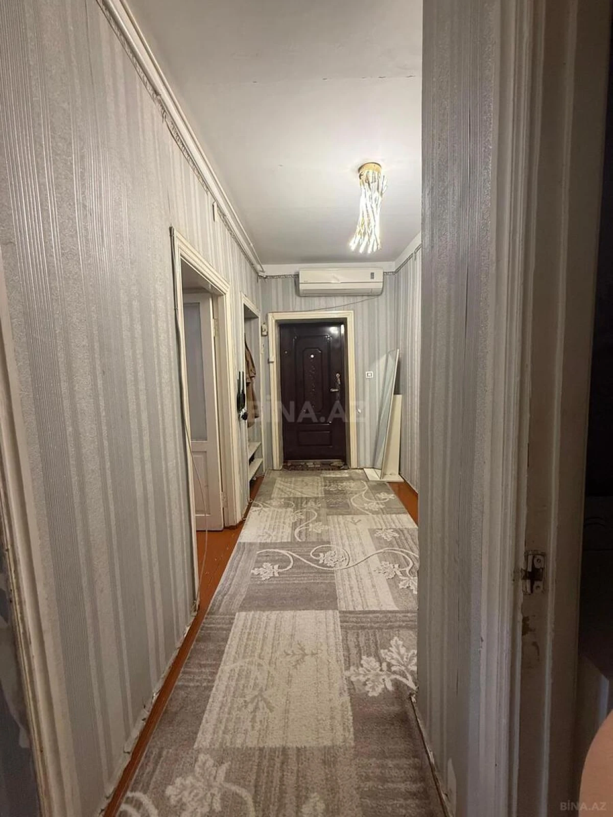 Satılır 4 otaqlı mənzil 85 m²