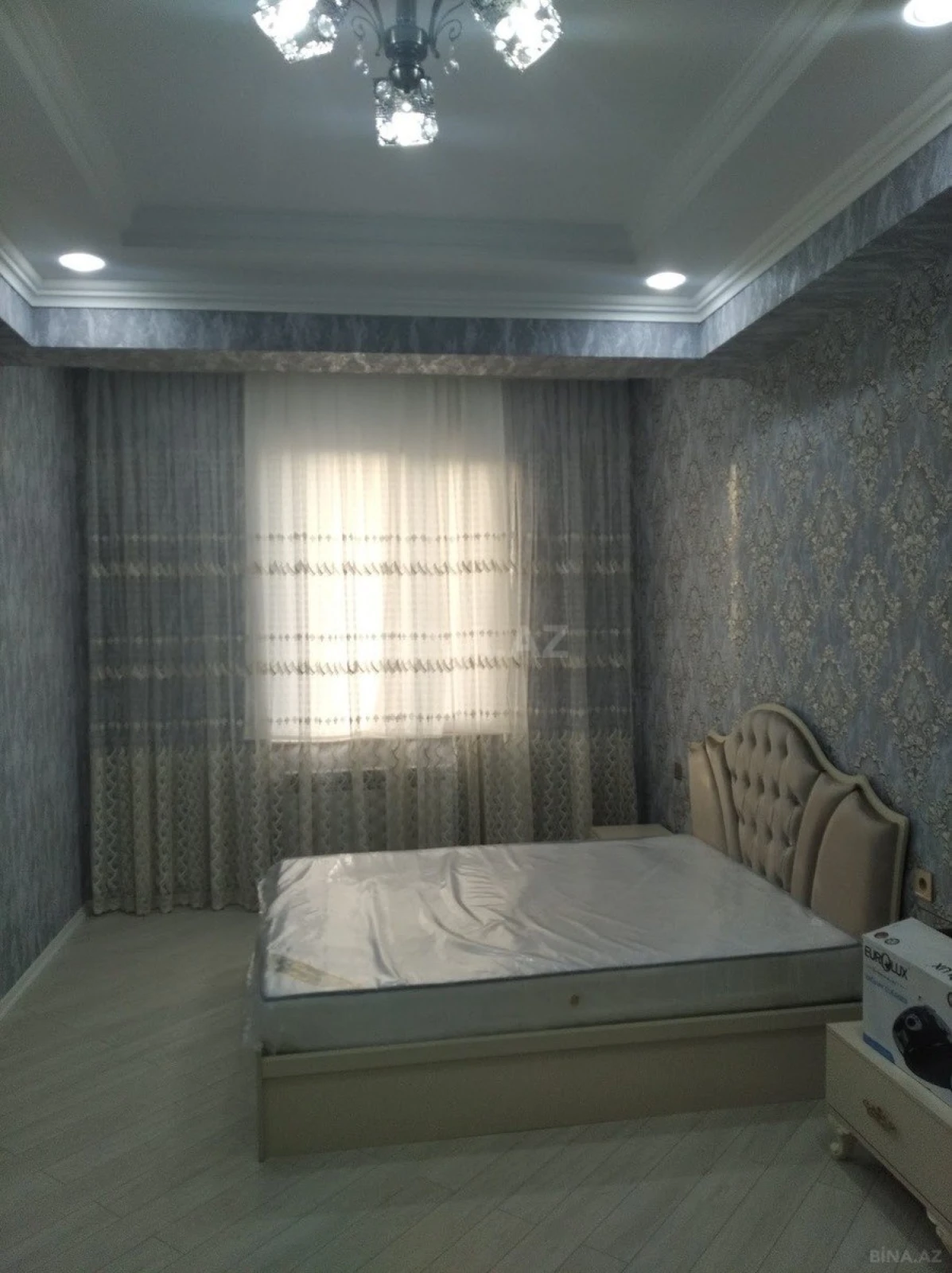 Kirayə verilir 2 otaqlı mənzil 86 m²