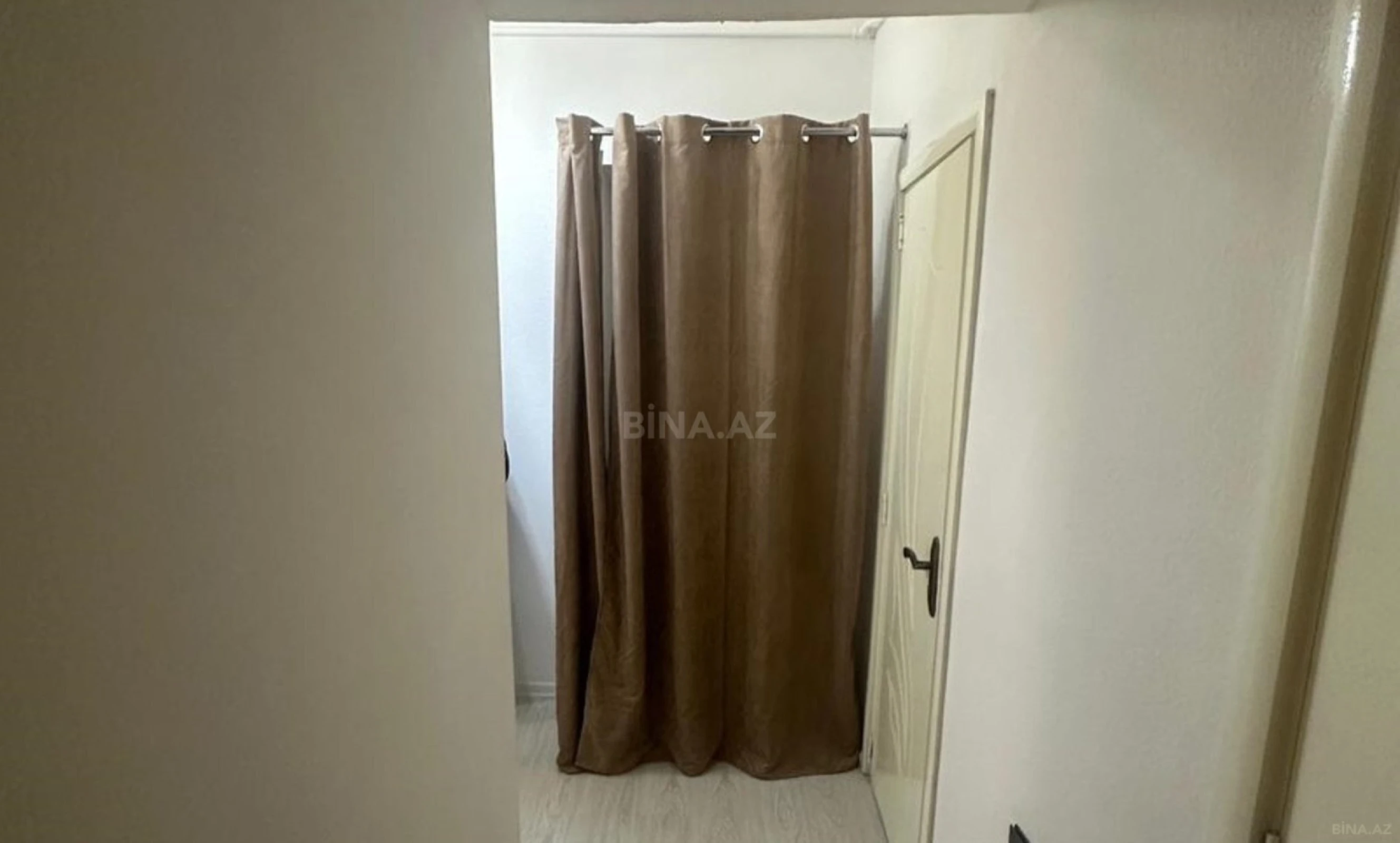 Satılır 2 otaqlı mənzil 45 m²