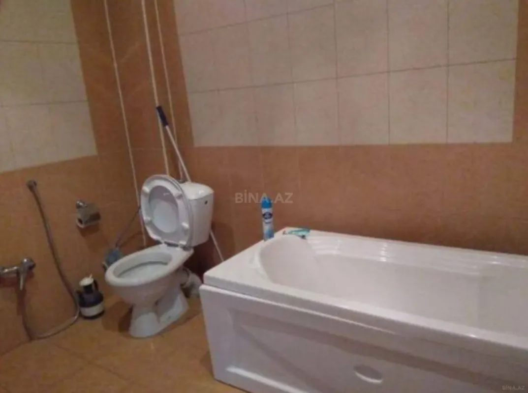 Kirayə verilir 4 otaqlı mənzil 130 m²